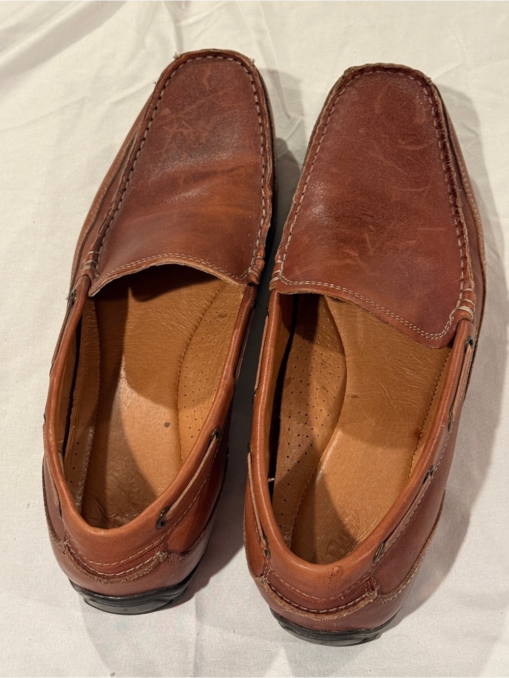 G.H. Bass & Co. "Hank" Men's Leather Driving Loafers in brown